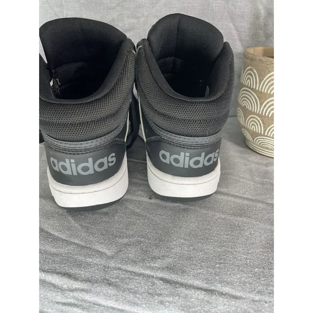 Adidas Black and‎ white High-tops Mens basketball, white flat athletic shoe lace